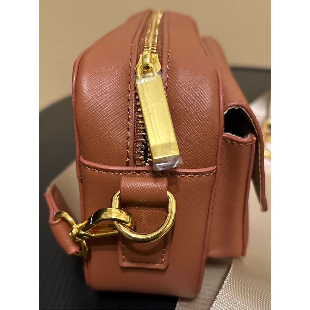 Joy Clean and Chic Leather Crossbody Bag Plus Card Case - Picture 3 of 8